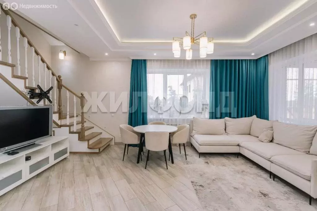 Дом в Мочищенский сельсовет, посёлок Озёрный, микрорайон Солнечный ... - Фото 2