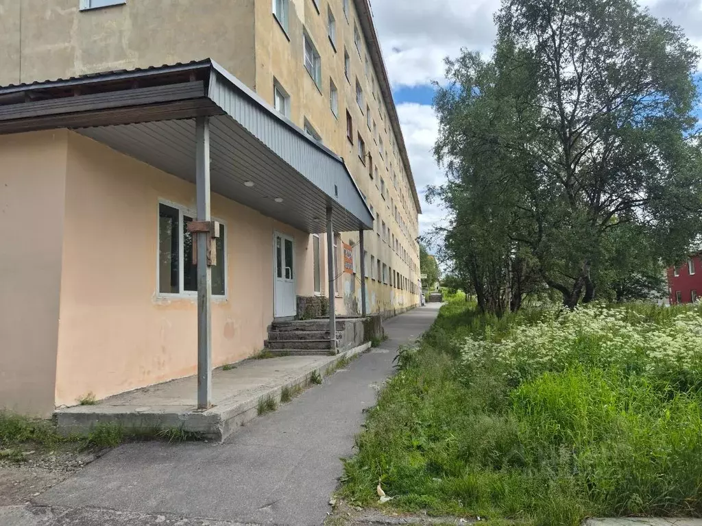 Помещение свободного назначения в Мурманская область, Мурманск ул. ... - Фото 2
