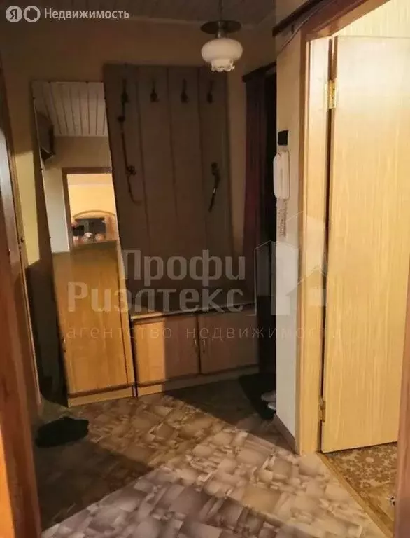 3-комнатная квартира: Нижний Новгород, улица Родионова, 7 (56 м) - Фото 1