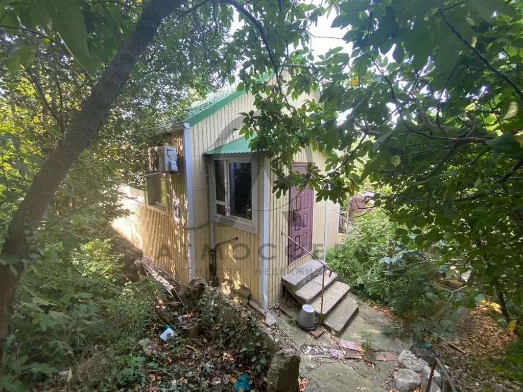 Дом в Краснодарский край, Туапсе пер. Ломоносова, 15 (72 м) - Фото 1