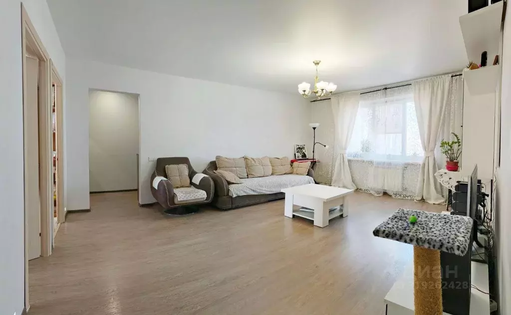 4-к кв. Красноярский край, Красноярск Свердловская ул., 21а (81.3 м) - Фото 2