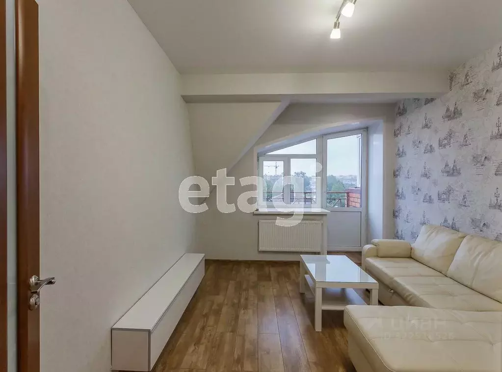 2-к кв. Вологодская область, Вологда ул. Панкратова, 40 (71.2 м) - Фото 1