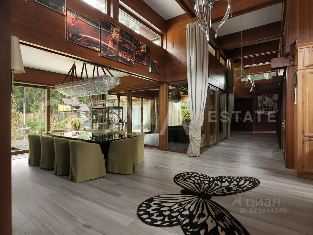 Дом в Санкт-Петербург пос. Комарово, ул. Курортная (456 м) - Фото 1