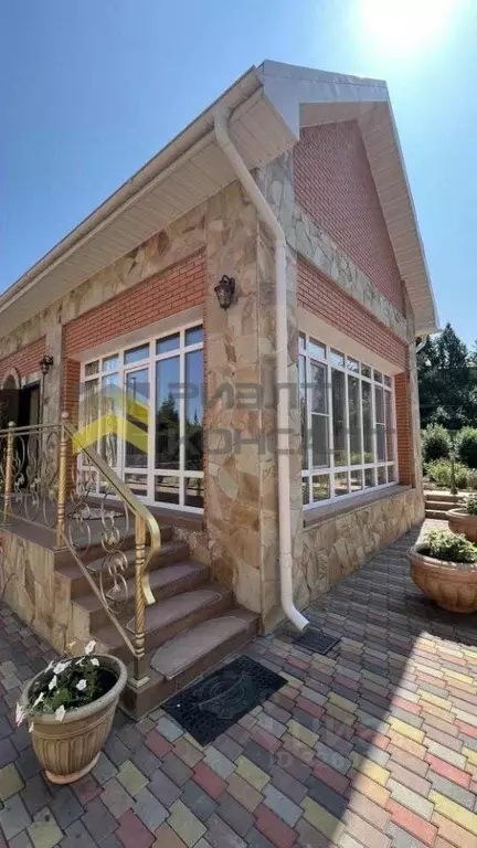 Коттедж в Омская область, Омский район муниципальный округ, с. ... - Фото 1