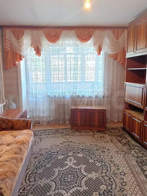 2-к. квартира, 52 м, 1/5 эт. - Фото 1