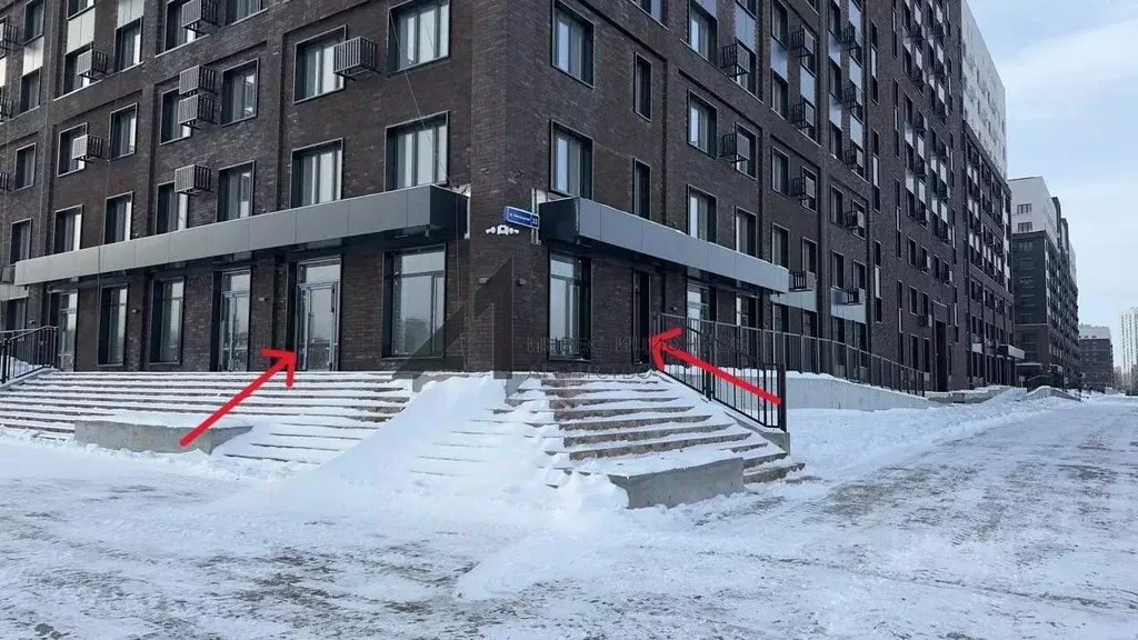 Торговая площадь в Тюменская область, Тюмень Новгородская ул., 22 (100 ... - Фото 1