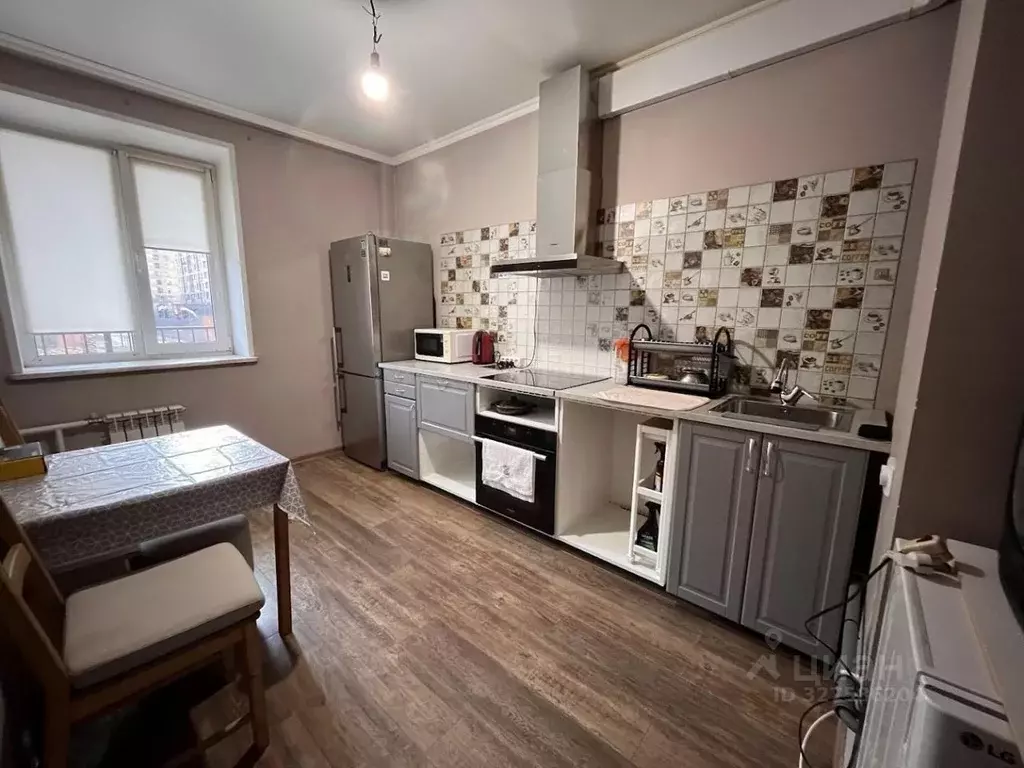 2-к кв. Хакасия, Абакан ул. Комарова, 9Б (63.0 м) - Фото 1