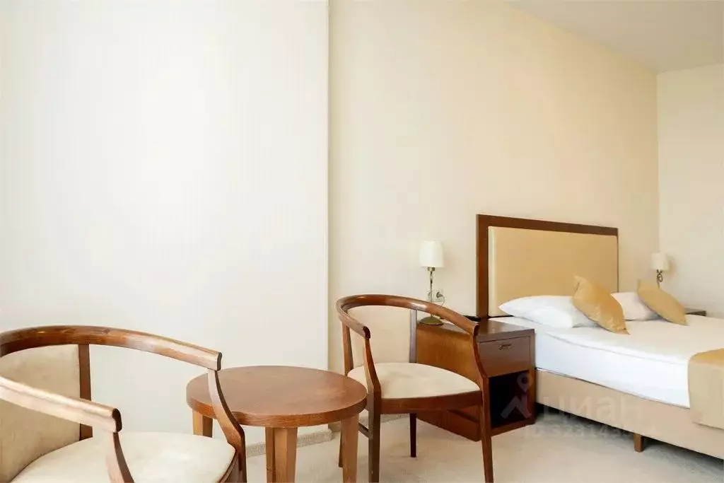 Комната Ханты-Мансийский АО, Сургут ул. Гагарина, 12 - Фото 2