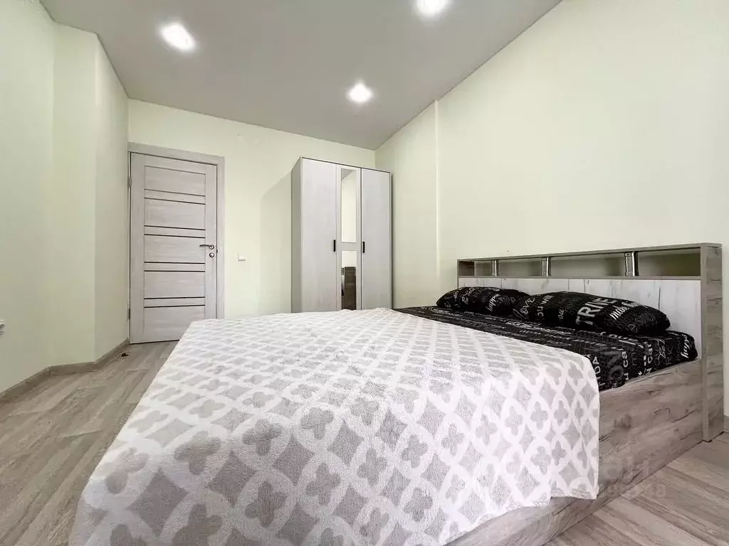 1-к кв. Татарстан, Казань ул. Рауиса Гареева, 113 (45.0 м) - Фото 0