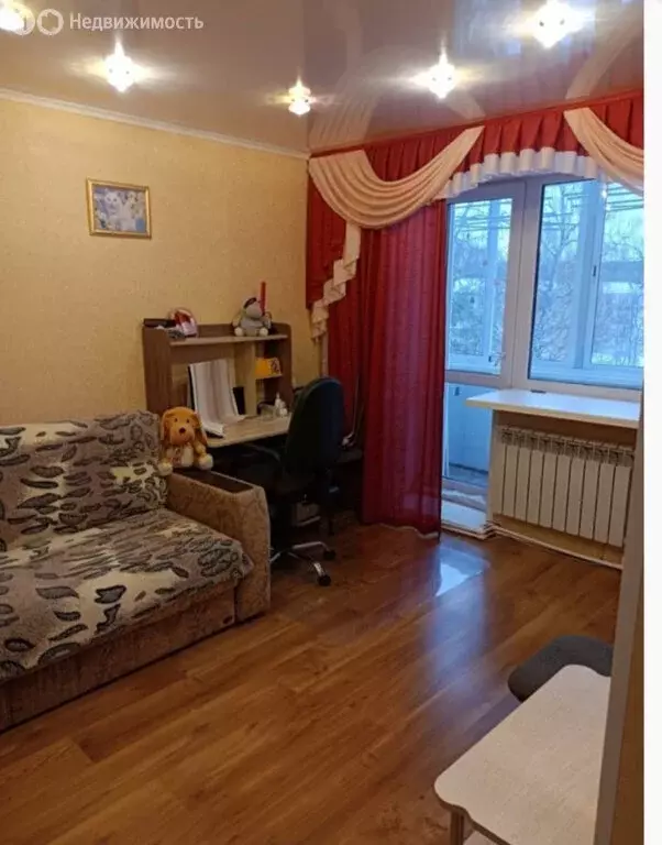 2-комнатная квартира: посёлок городского типа Славный, улица Мира, 2 ... - Фото 1