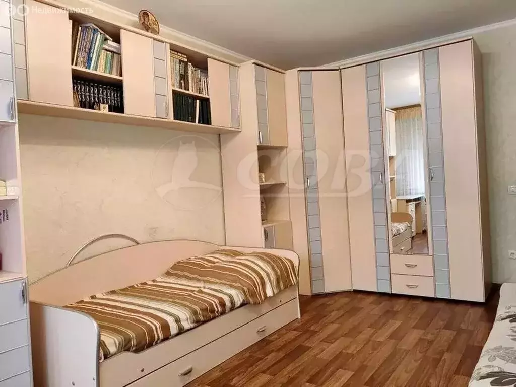 3-комнатная квартира: Тюмень, улица Пермякова, 74к4 (94 м) - Фото 0