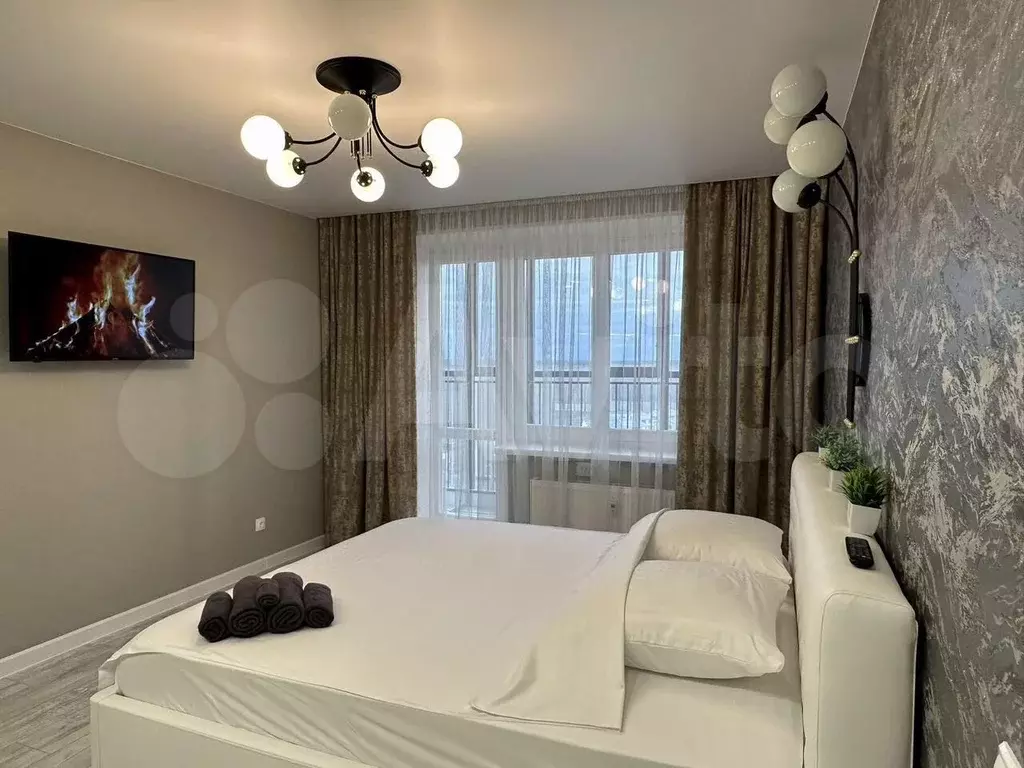 1-к. квартира, 40 м, 13/15 эт. - Фото 0