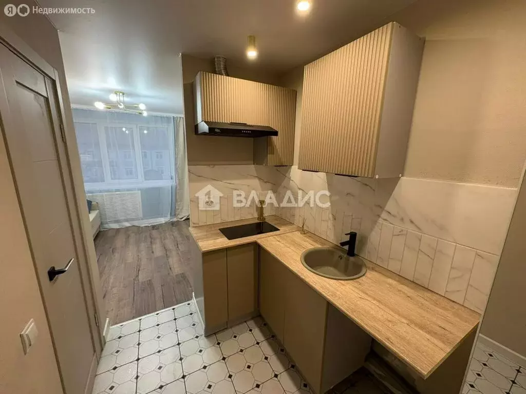 Квартира-студия: Нижний Новгород, улица Бекетова, 8 (18 м) - Фото 1