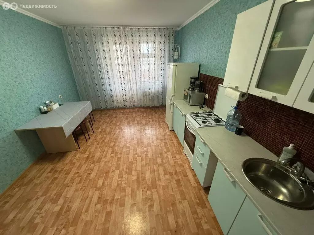 1-комнатная квартира: Орёл, улица Алроса, 1 (50 м) - Фото 2