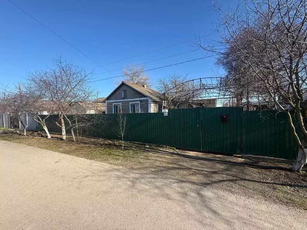 Дом в Крым, Симферопольский район, с. Родниково ул. Солнечная (70 м) - Фото 2
