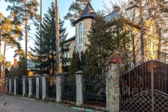 Дом в Московская область, Одинцовский городской округ, д. Барвиха, ... - Фото 0