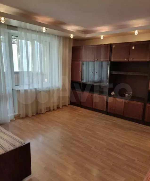 1-к. квартира, 36 м, 4/10 эт. - Фото 1