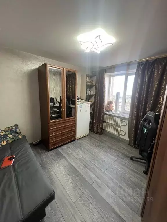 Комната Омская область, Омск Привокзальный мкр, ул. Карбышева, 38А ... - Фото 0