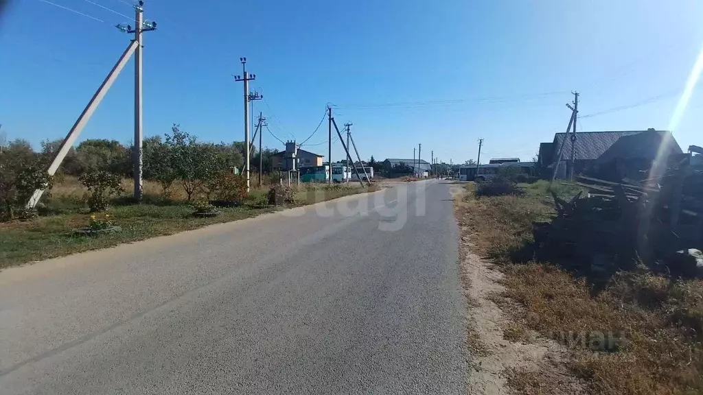 Участок в Саратовская область, Энгельс муниципальное образование, с. ... - Фото 1