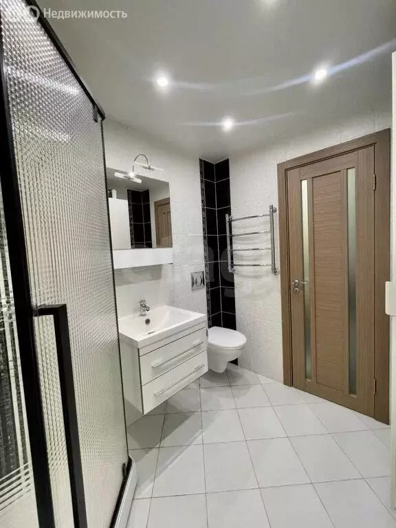 3-комнатная квартира: Ишим, улица Шаронова, 5 (57.1 м) - Фото 2