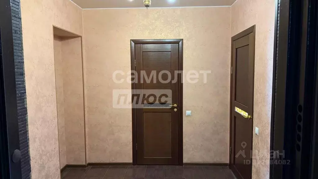 2-к кв. Омская область, Омск ул. 27-я Северная, 44/2 (65.7 м) - Фото 1