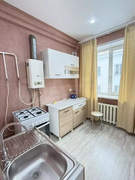 3-к. квартира, 80 м, 3/3 эт. - Фото 0