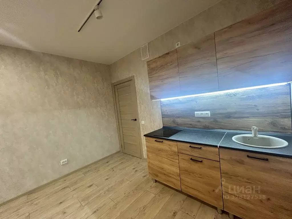 Студия Архангельская область, Архангельск ул. Гагарина, 44 (26.0 м) - Фото 1