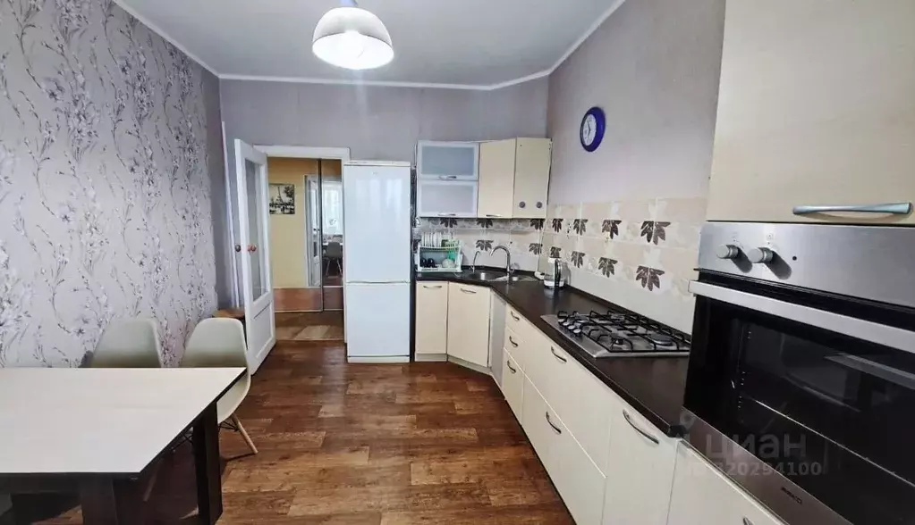 2-к кв. Татарстан, Казань Меридианная ул., 3 (61.4 м) - Фото 1