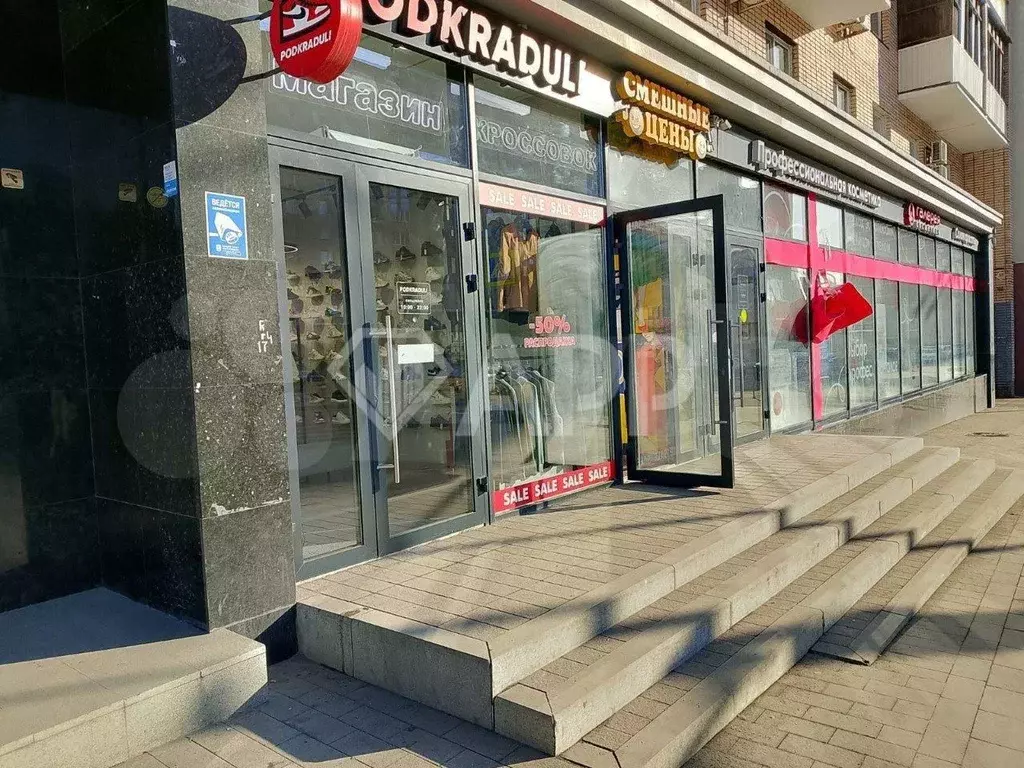 Аренда помещения с высоким трафиком (2 входа) - Фото 1