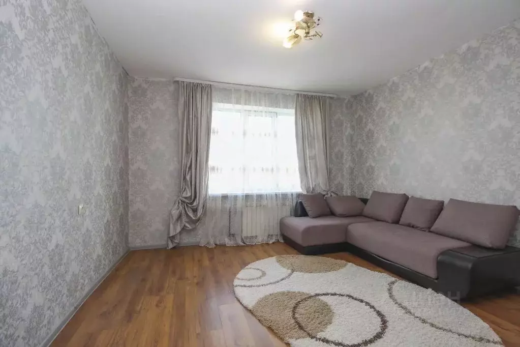 2-к кв. Омская область, Омск Транссибирская ул., 6 (63.6 м) - Фото 1