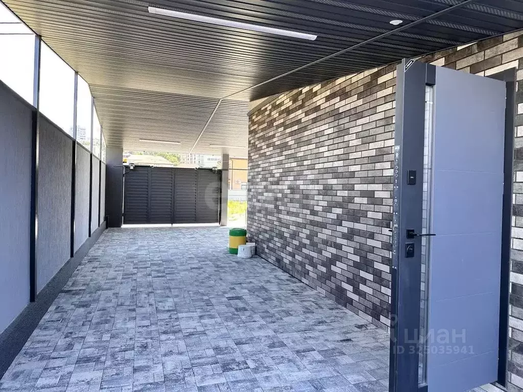 Дом в Краснодарский край, Геленджик городской округ, с. Дивноморское  ... - Фото 2