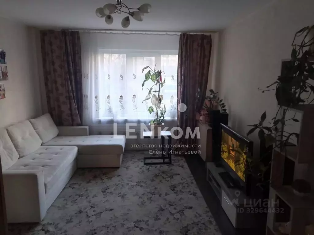 3-к кв. Удмуртия, Ижевск ул. 40 лет Победы, 102 (54.0 м) - Фото 1