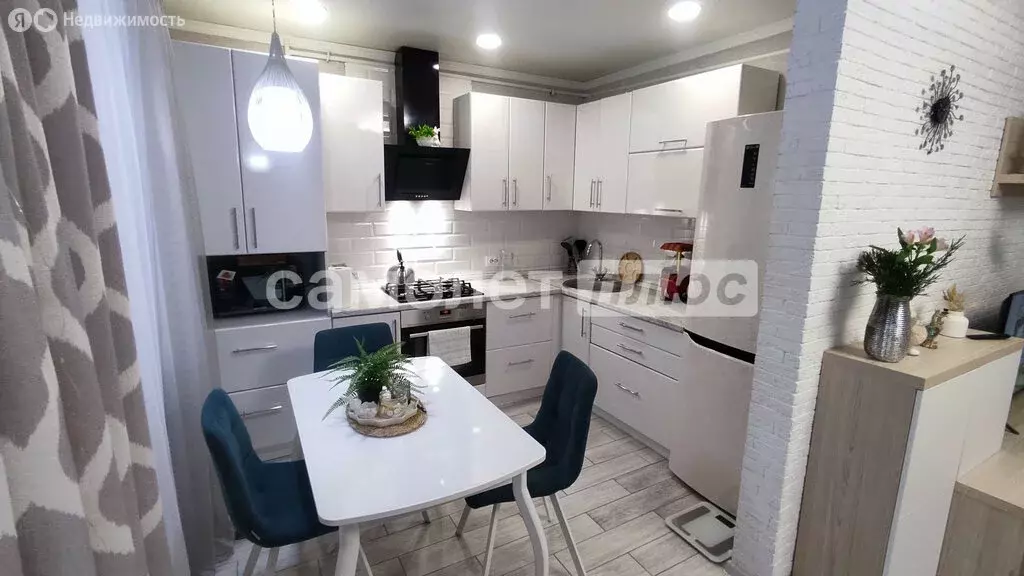 3-комнатная квартира: городское поселение Северный, рабочий посёлок ... - Фото 1