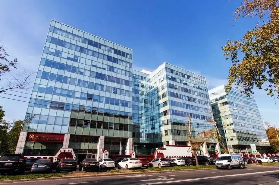 Продажа офиса в БЦ трио м. Петровский парк - Фото 1
