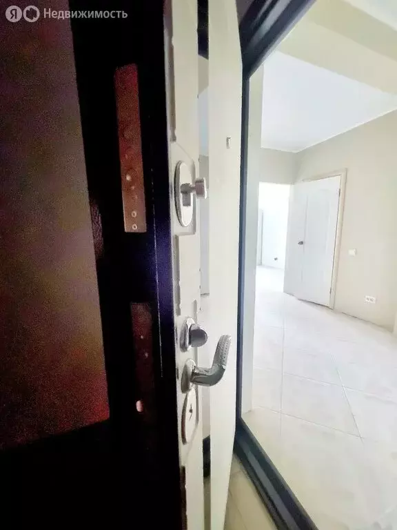 2-комнатная квартира: Абакан, улица Комарова, 9Б (60 м) - Фото 1