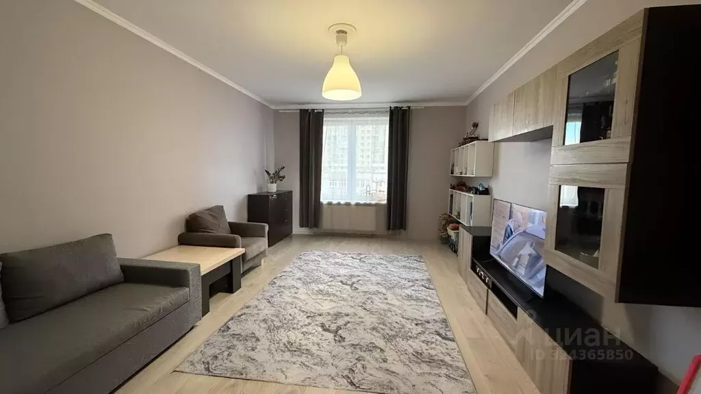 2-к кв. Московская область, Красногорск бул. Космонавтов, 1 (80.0 м) - Фото 1