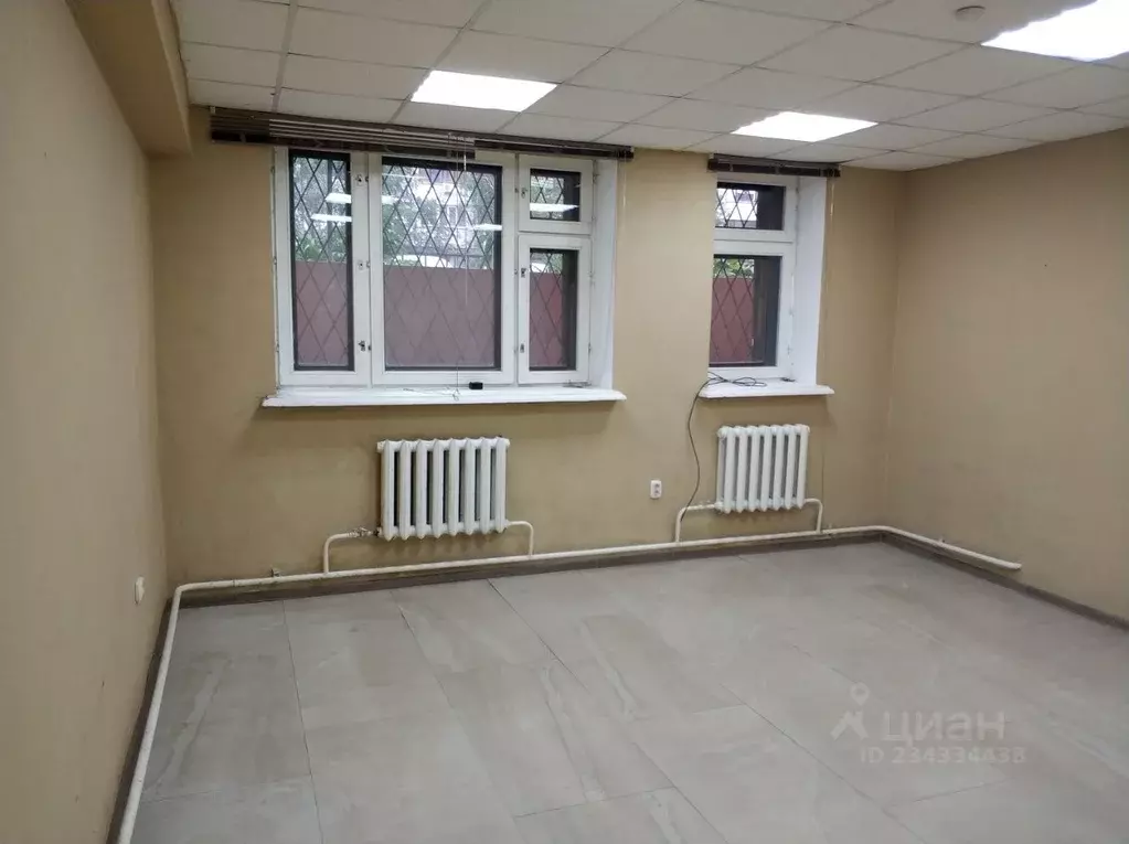 Офис в Татарстан, Казань Спортивная ул., 33 (69 м) - Фото 2
