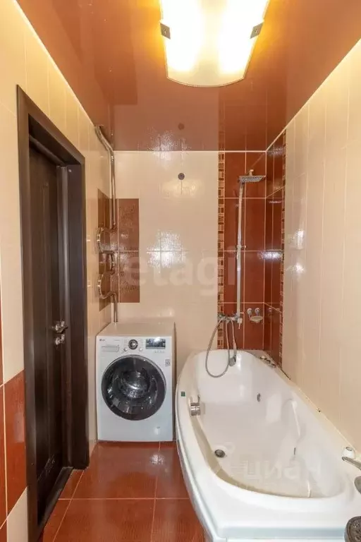 2-к кв. Тюменская область, Тюмень ул. Казачьи луга, 9 (57.4 м) - Фото 1