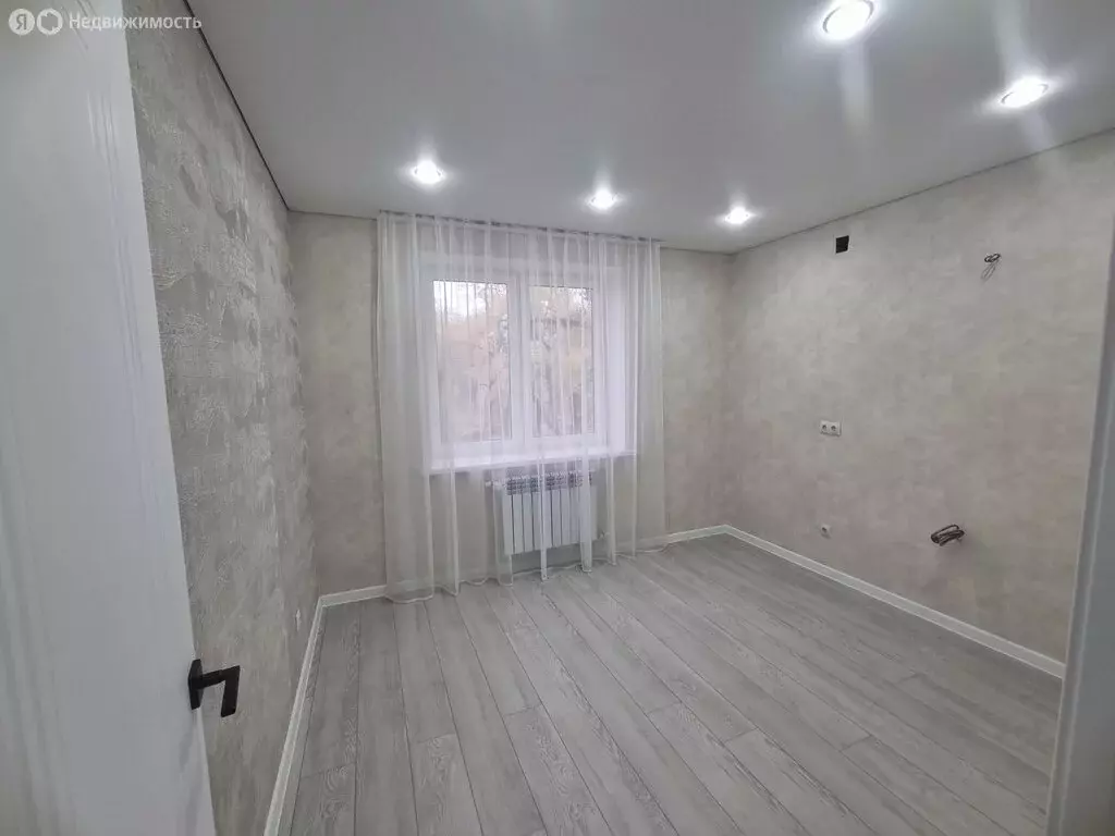 1-комнатная квартира: Саратов, проспект Энтузиастов, 2 (39 м) - Фото 1