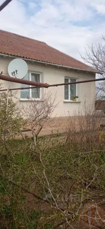 Дом в Крым, Сакский район, с. Добрушино ул. Урожайная, 63 (75 м) - Фото 1