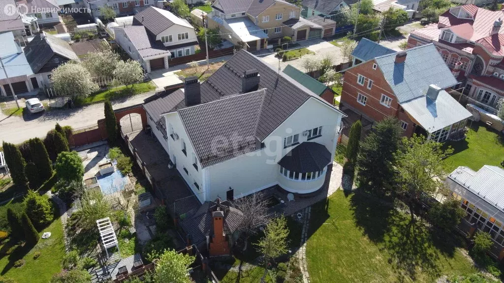 Дом в Йошкар-Ола, улица Артёма (393 м) - Фото 1
