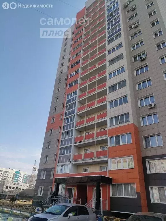 3-комнатная квартира: Барнаул, улица Солнечная Поляна, 103 (84.1 м) - Фото 0