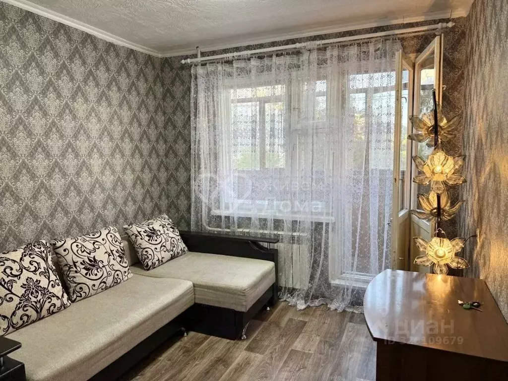 1-к кв. Волгоградская область, Волгоград ул. 39-й Гвардейской Дивизии, ... - Фото 0