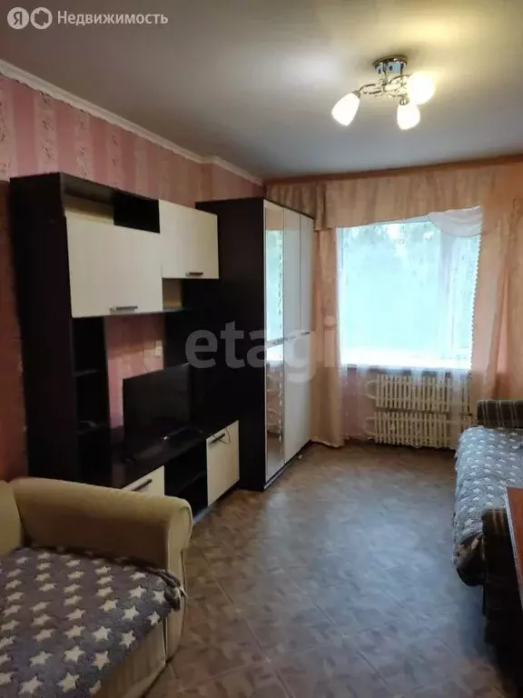 2-комнатная квартира: Тобольск, 6-й микрорайон, 120Ж (50 м) - Фото 1