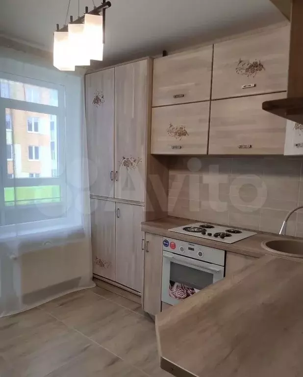 1-к. квартира, 37 м, 4/7 эт. - Фото 0
