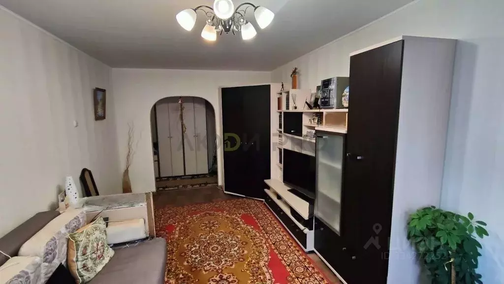 2-к кв. Алтайский край, Барнаул ул. Малахова, 27 (56.4 м) - Фото 0