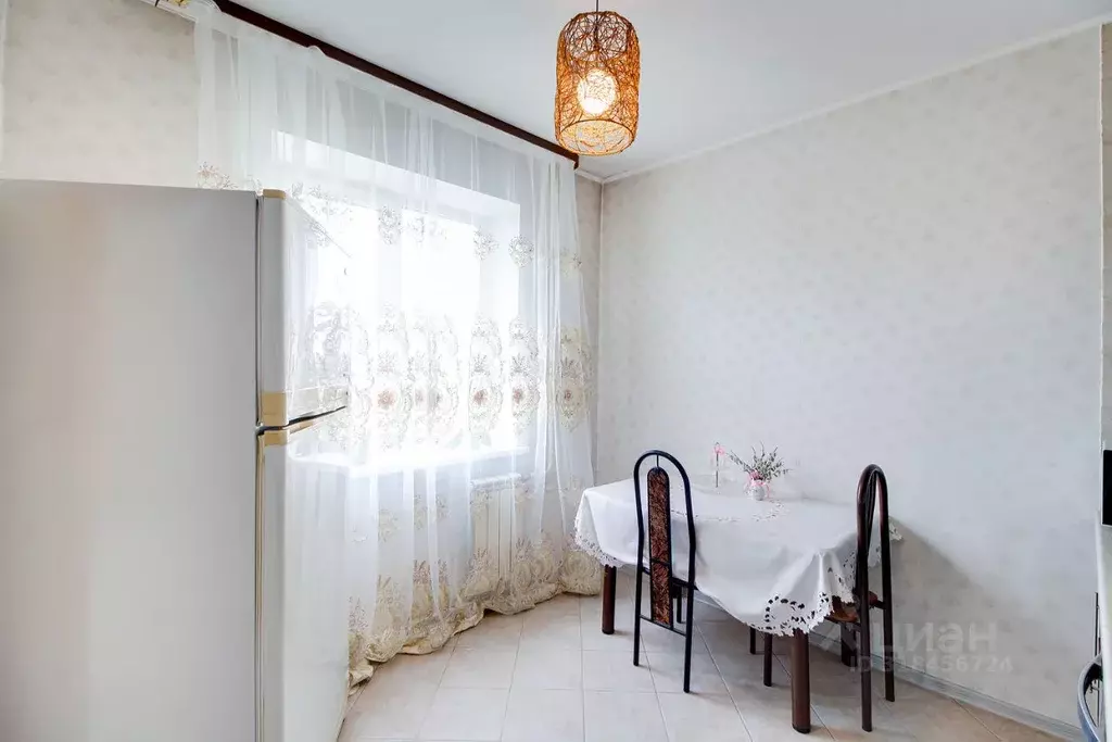 3-к кв. Хабаровский край, Хабаровск Саратовская ул., 10 (64.8 м) - Фото 1