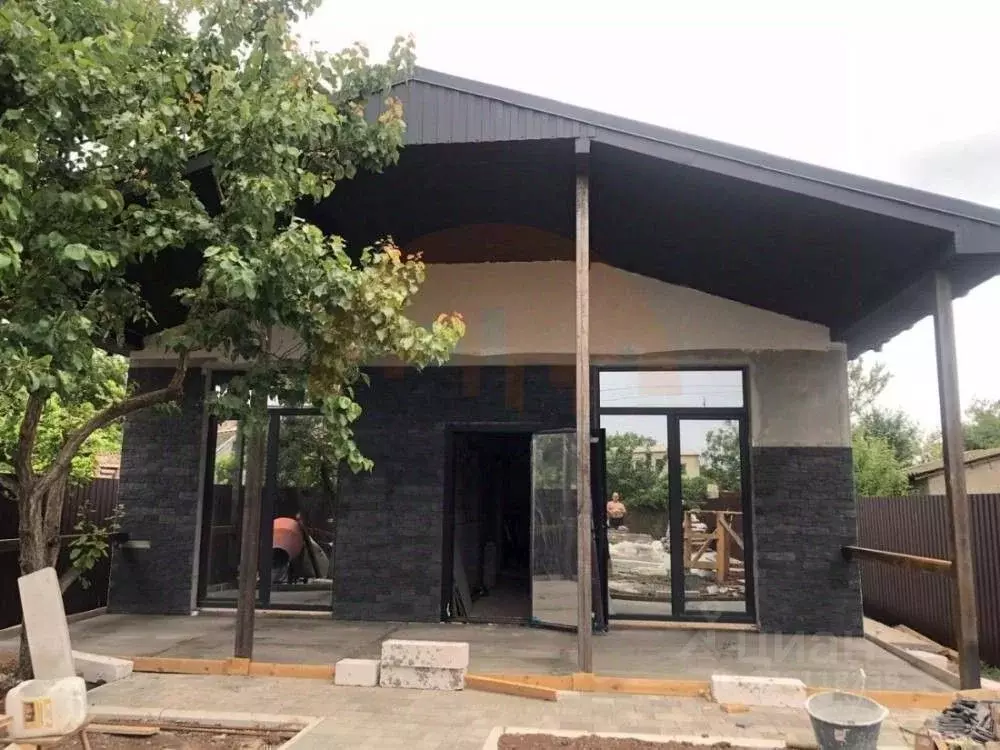 Дом в Крым, Сакский район, Новофедоровка пгт пер. Севастопольский (62 ... - Фото 1