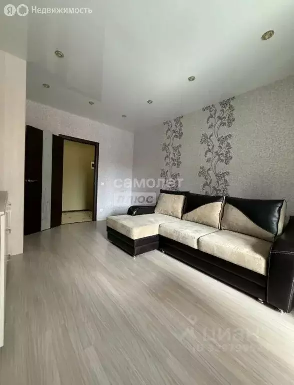 1-комнатная квартира: Омск, улица Ватутина, 31 (38 м) - Фото 1