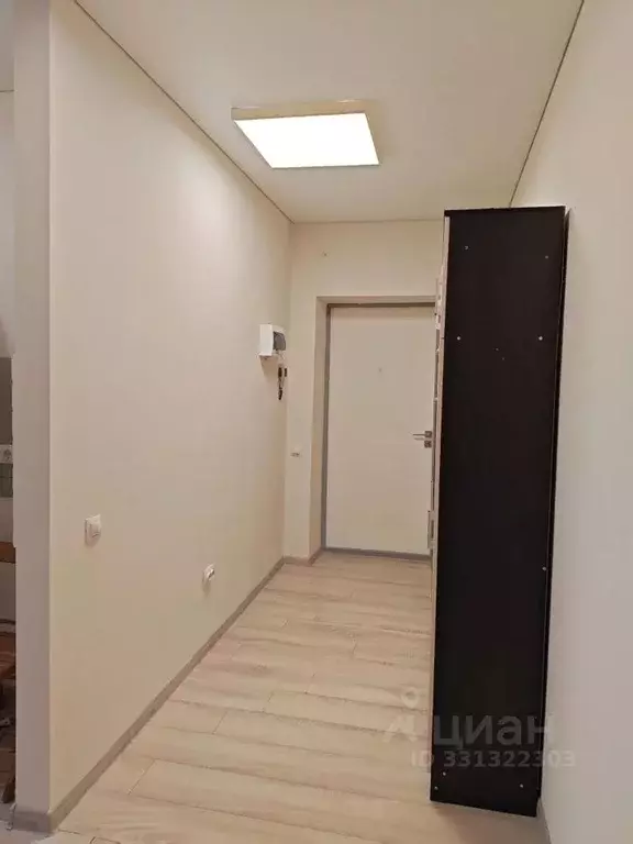 Студия Белгородская область, Белгород ул. Семейная, 25 (30.3 м) - Фото 2